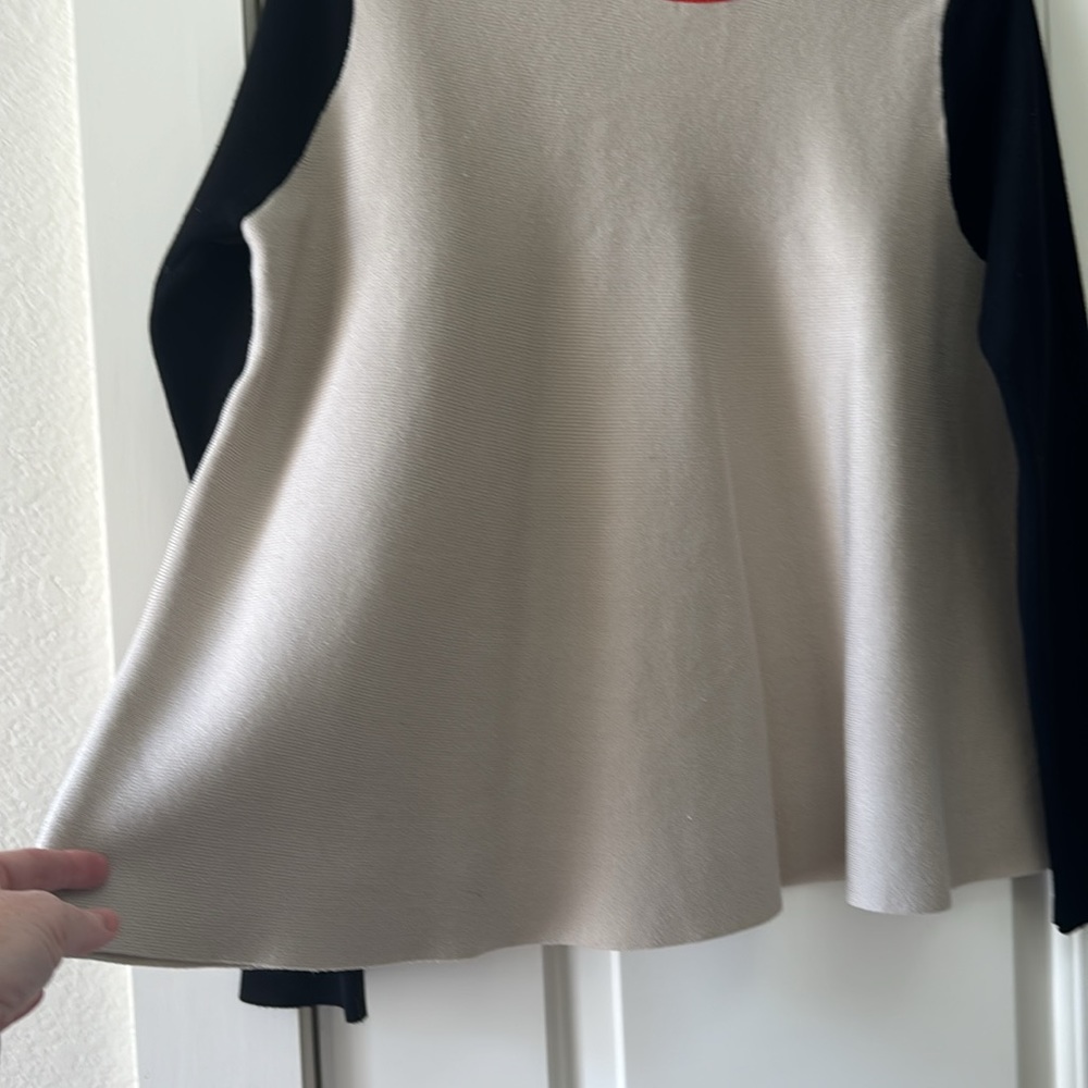 NWT Compania Fantastica Size Medium lightweight Colorblock Sweater - Picture 5 of 6